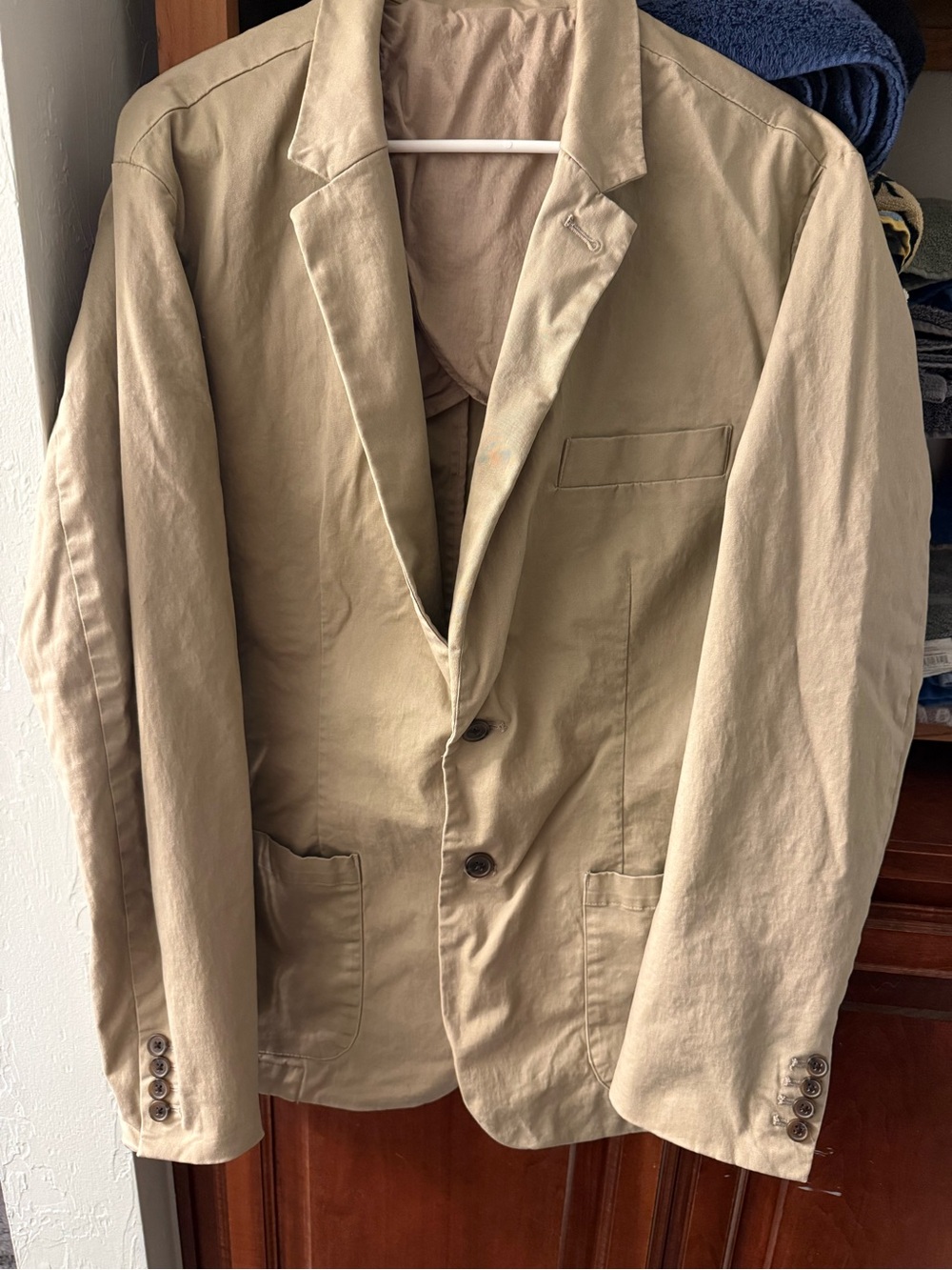 Amazon essentials men’s tan blazer 48R